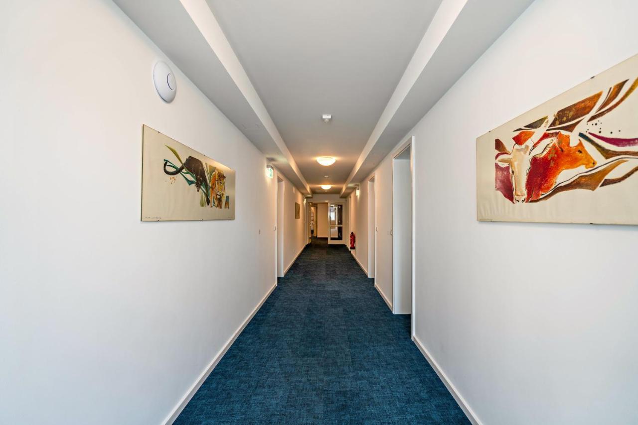 Huber Living Basic 209 * Germering